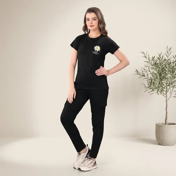 Black_Cotton_Printed_Short_Sleeve_Night_Suit_For_Women