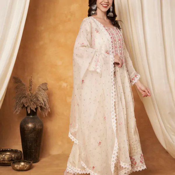 Cream_Polyester_Organza_A-Line_Embroidered_Suit_Set_With_Dupatta_For_Women