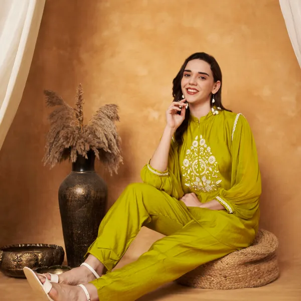 Lime_Green_Cotton_And_Polyester_Balloon_Sleeve_Embroidered_Co-Ord_Set_For_Women