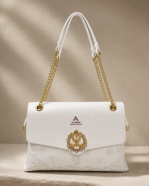 AKAVA_Classic_Blush_Bag-_Clear_While