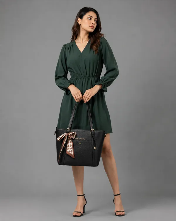 AKAVA_Essence_Tote_-_Noir
