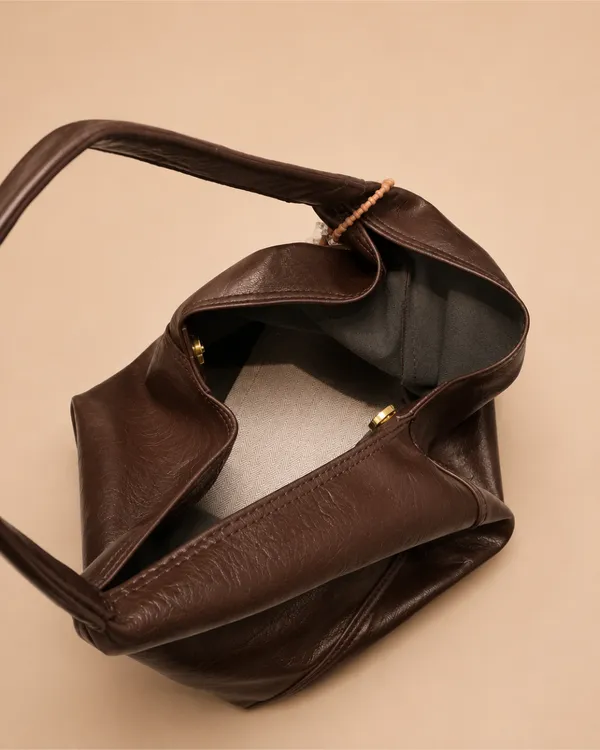 AKAVA_Splicing_Underarm_Bag_with_Pendant