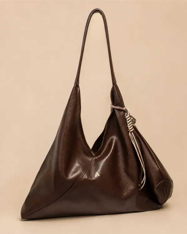 AKAVA_Splicing_Underarm_Bag_with_Pendant