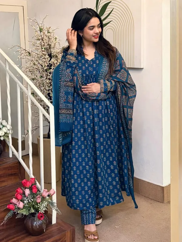 Women_Trendy_Cotton_Blue_Kurta_With_Pant_and_Dupatta