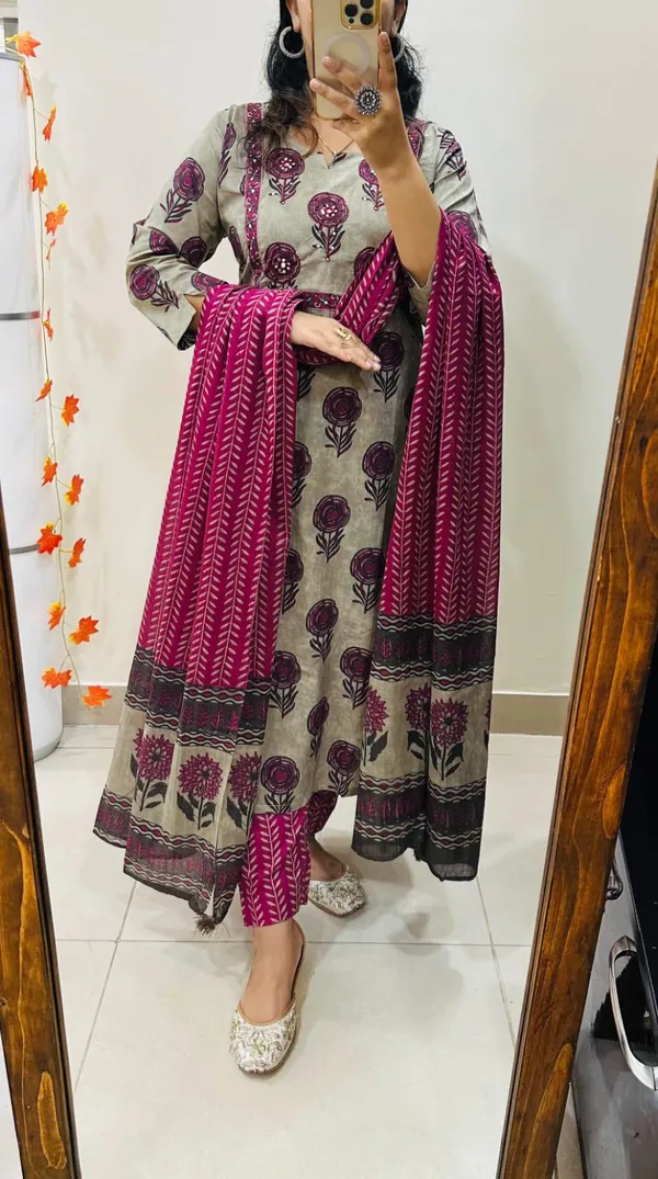 Women_Trendy_Cotton_Cream_Kurta_With_Pant_and_Dupatta