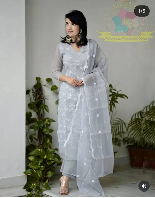 Women_Trendy_Cotton_Grey_Kurta_With_Pant_and_Dupatta