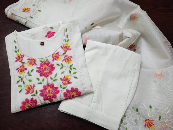 Women_Trendy_Cotton_White_Kurta_With_Pant_and_Dupatta
