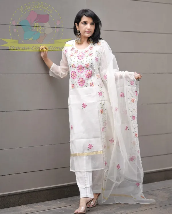 Women_Trendy_Cotton_White_Kurta_With_Pant_and_Dupatta