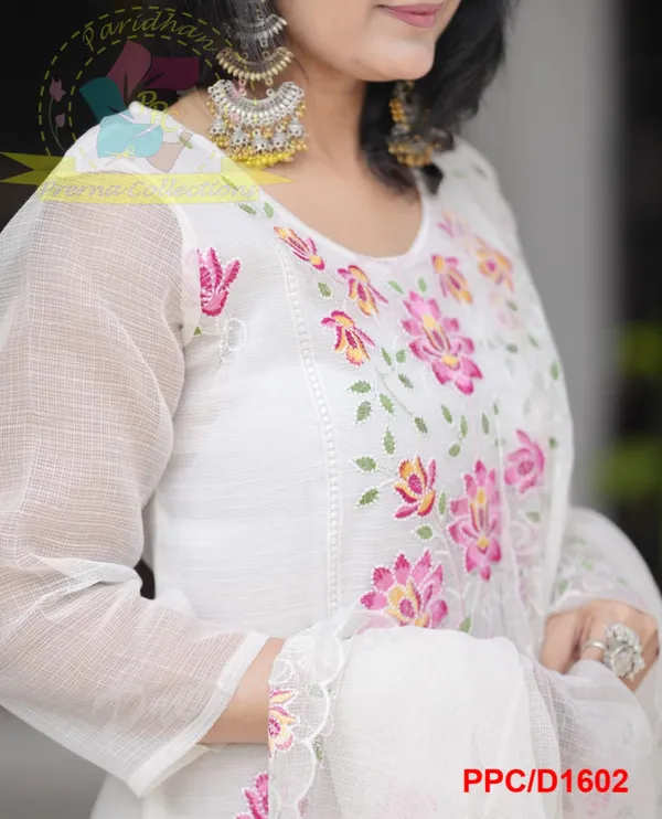 Women_Trendy_Cotton_White_Kurta_With_Pant_and_Dupatta
