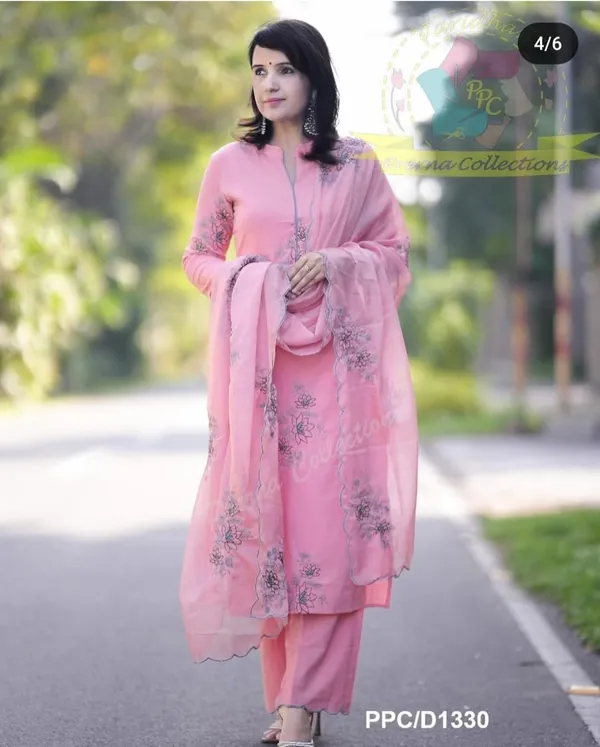 Women_Trendy_Cotton_Pink_Kurta_With_Pant_and_Dupatta