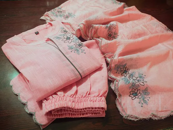 Women_Trendy_Cotton_Pink_Kurta_With_Pant_and_Dupatta