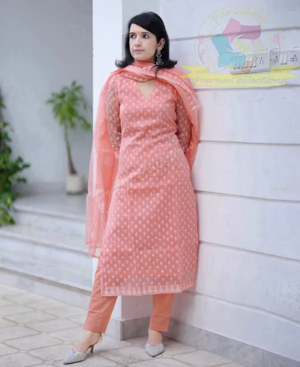 Women_Trendy_Cotton_Orange_Kurta_With_Pant_and_Dupatta