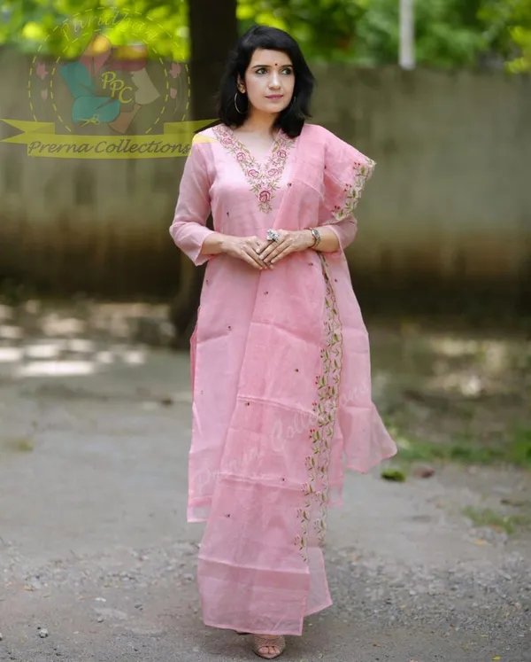 Women_Trendy_Cotton_Pink_Kurta_With_Pant_and_Dupatta
