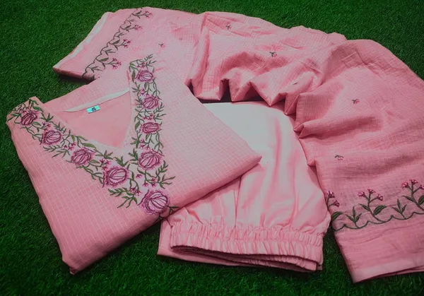 Women_Trendy_Cotton_Pink_Kurta_With_Pant_and_Dupatta