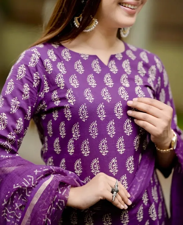 Women_Trendy_Cotton_Purple_Kurta_With_Pant_and_Dupatta