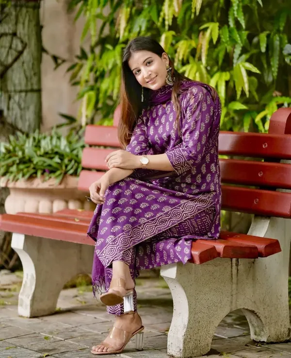 Women_Trendy_Cotton_Purple_Kurta_With_Pant_and_Dupatta