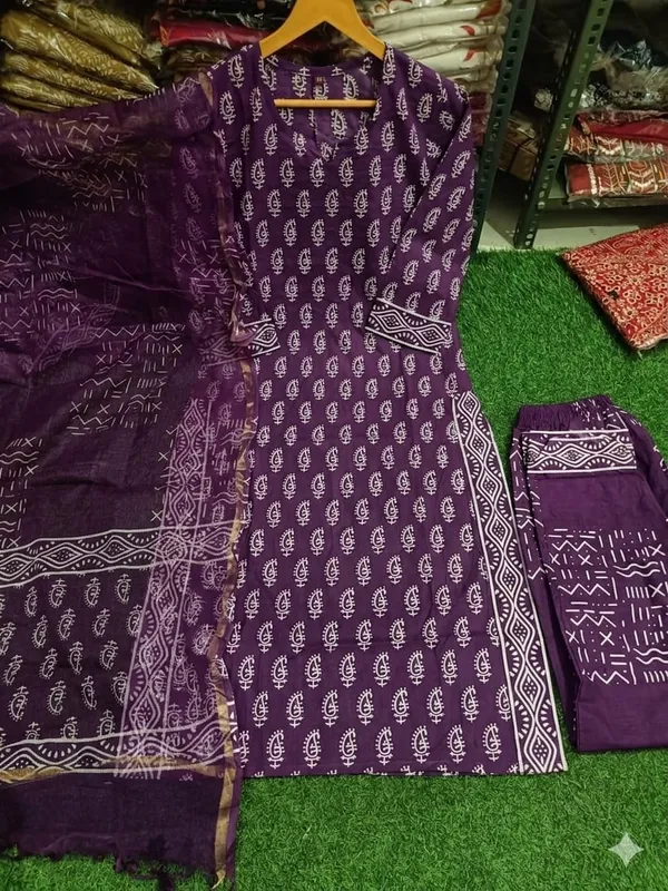 Women_Trendy_Cotton_Purple_Kurta_With_Pant_and_Dupatta