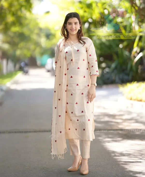 Women_Trendy_Cotton_Cream_Kurta_With_Pant_and_Dupatta