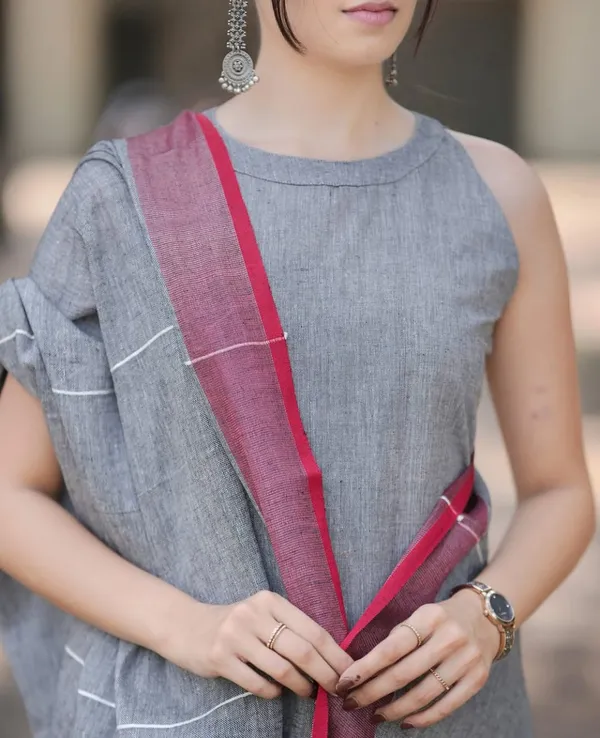 Women_Trendy_Cotton_Grey_Kurta_With_Pant_and_Dupatta
