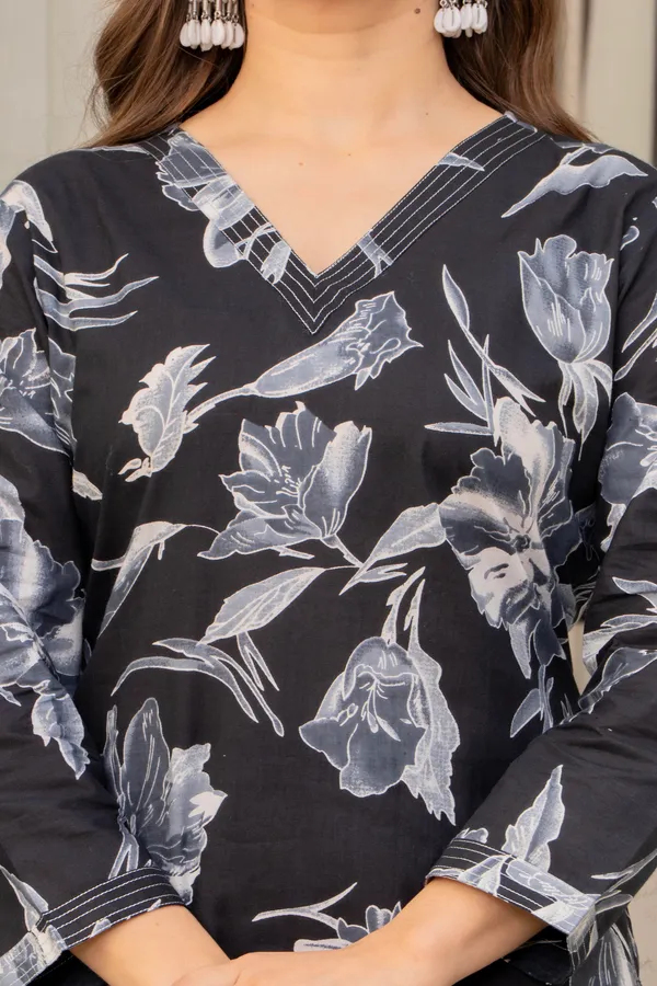 Black_Viscose_Rayon_Straight_Floral_Print_Kurta_Pant_Set_For_Women