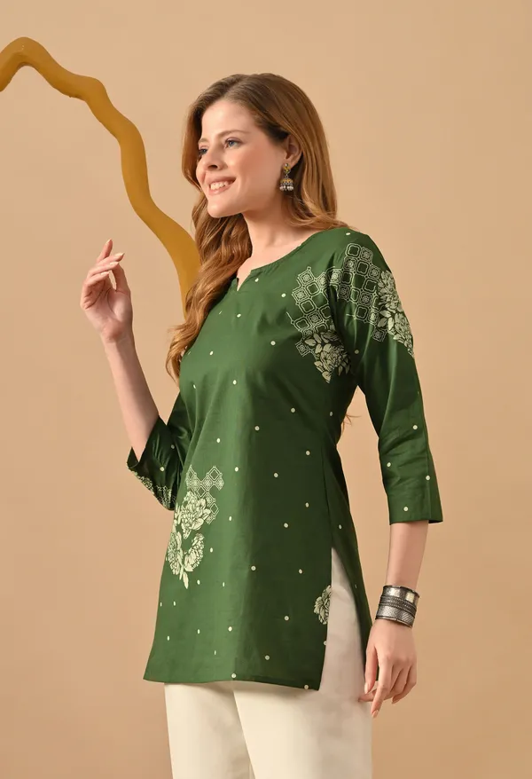 Green_Viscose_Rayon_Embroidered_Straight_Top_For_Women