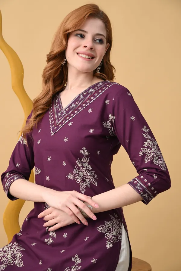 Purple_Viscose_Rayon_Straight_Embroidered_Kurta_For_Women