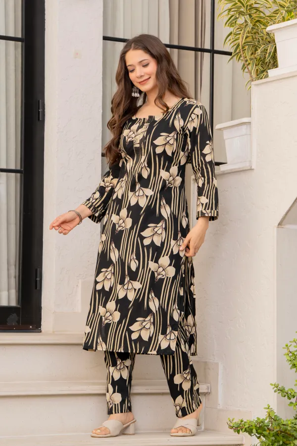 Black_Viscose_Rayon_Floral_Print_Kurta_Set_For_Women