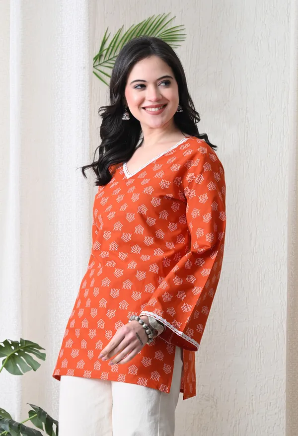 Orange_Viscose_Rayon_Relaxed_Fit_Printed_Short_Kurta_For_Women