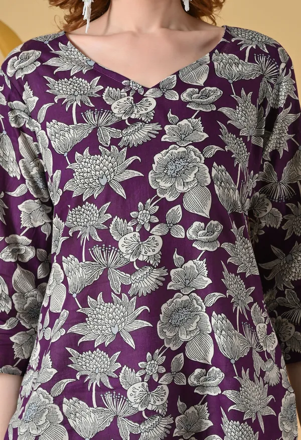 Purple_Viscose_Rayon_Floral_Print_Straight_Kurta_For_Women