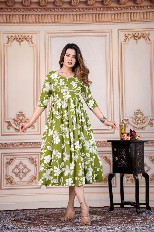 Green_Viscose_Rayon_Floral_Print_Anarkali_Gown_For_Women
