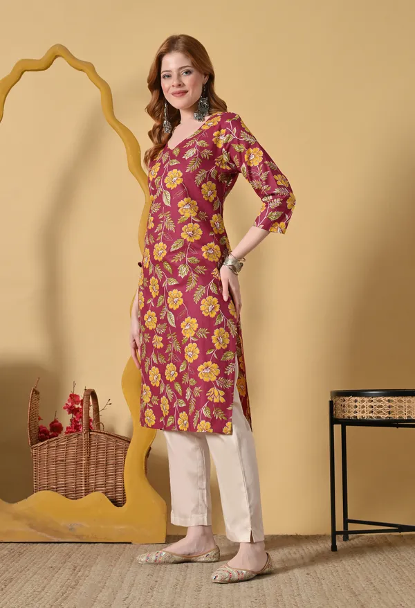 Maroon_Viscose_Rayon_Straight_Floral_Print_Kurta_For_Women