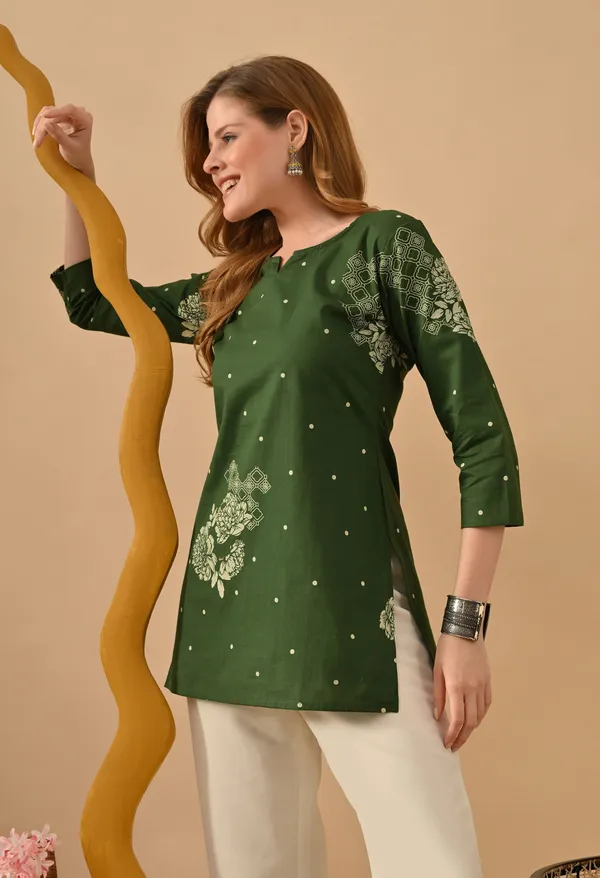 Green_Viscose_Rayon_Embroidered_Straight_Top_For_Women