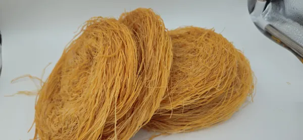 Hafiz_A._Sattar_Sons_Laccha_Pheni_Feni_Vermicelli_Gift_Pack_800_Gms_&_Hafiz_A._Sattar_Sons_Banarasi_Sewai_Vermicelli_1_Kg_(Pack_Of_2)