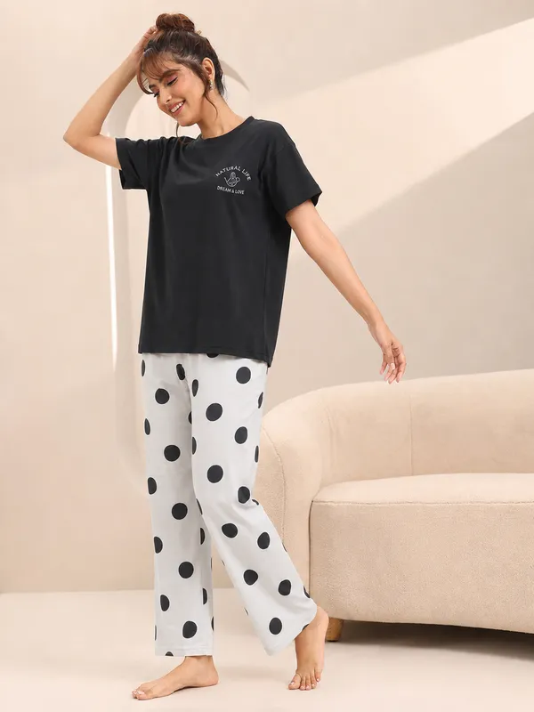 Midnight_Polka_Lycra_Nightdress_Set_for_Women