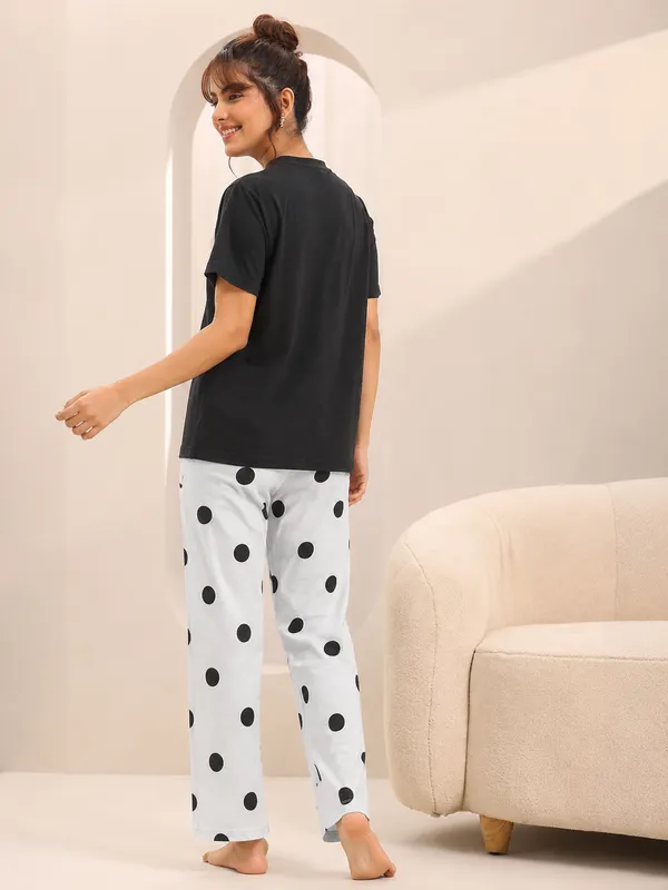 Midnight_Polka_Lycra_Nightdress_Set_for_Women