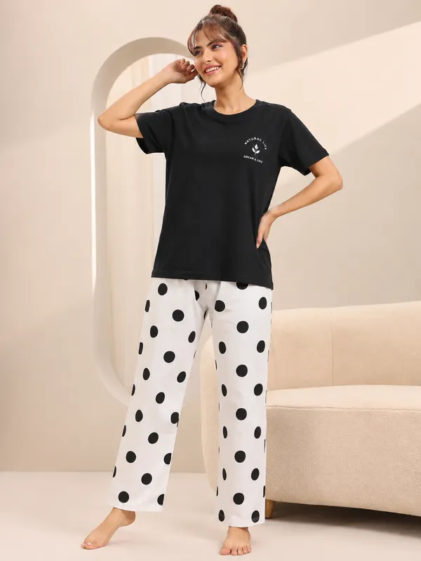 Midnight_Polka_Lycra_Nightdress_Set_for_Women