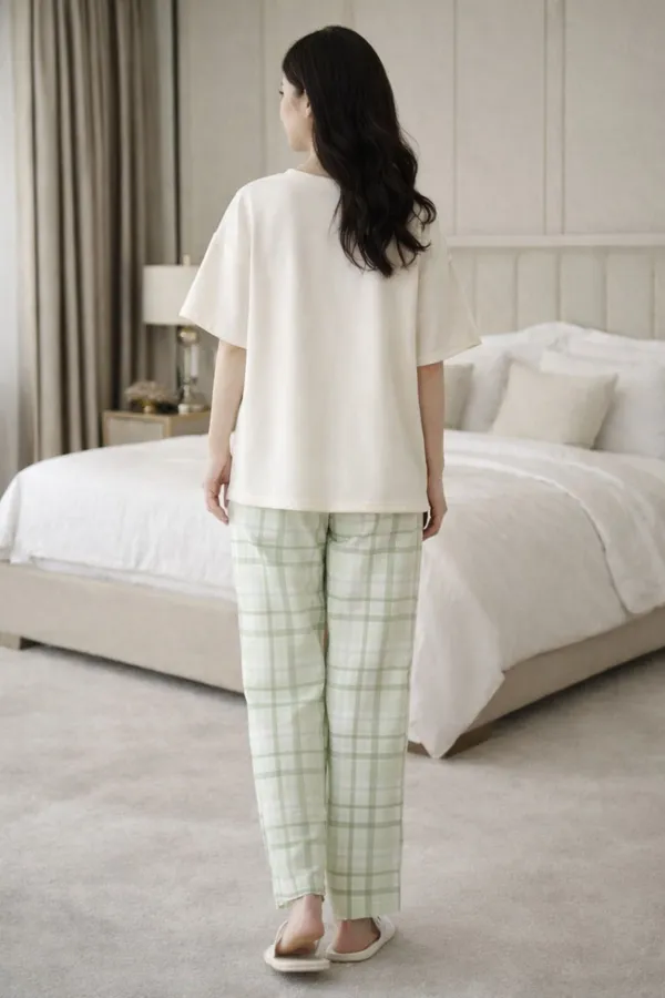 Women_Checkered,_Solid_Beige_Top_And_Pyjama_Set