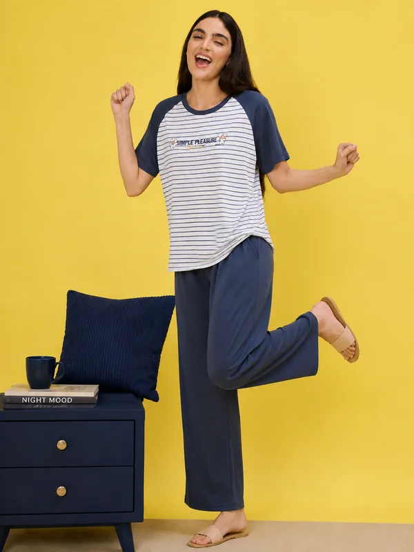 Simple_Pleasure_Navy_Stripe_Lycra_Nightdress_Set_for_Women