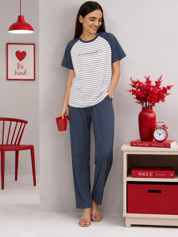 Simple_Pleasure_Navy_Stripe_Lycra_Nightdress_Set_for_Women