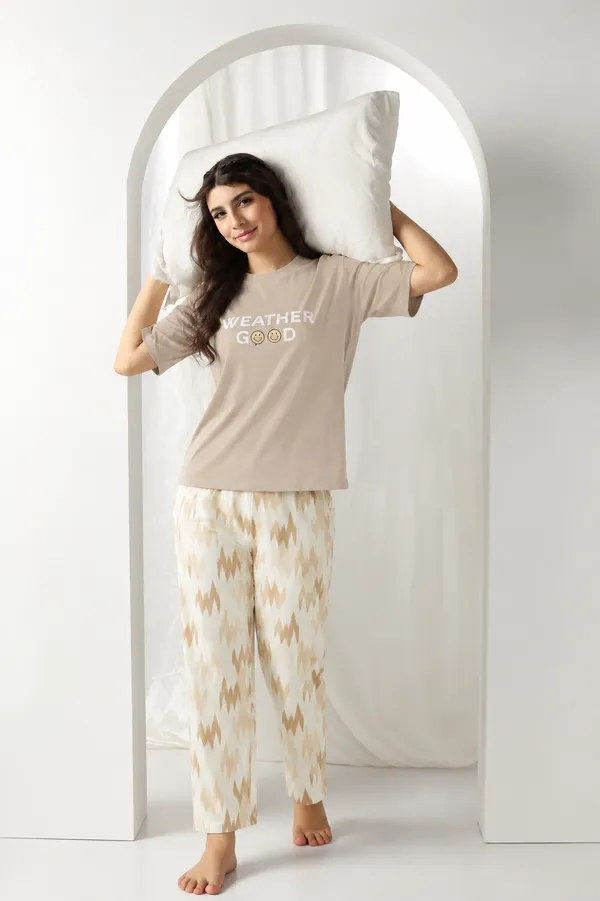 Women’s_Beige_Printed_Night_Suit_Set_–_Oversized_Top_&_Pajama