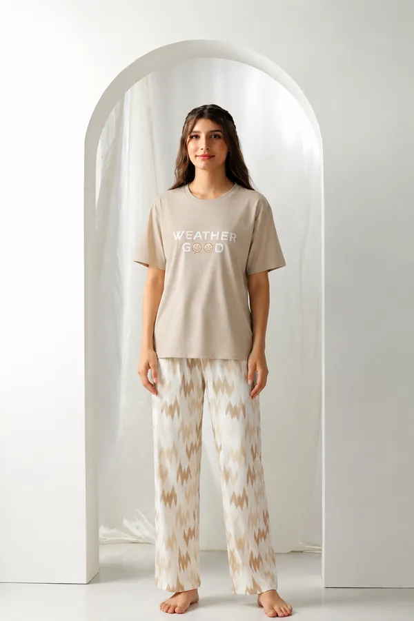 Women’s_Beige_Printed_Night_Suit_Set_–_Oversized_Top_&_Pajama