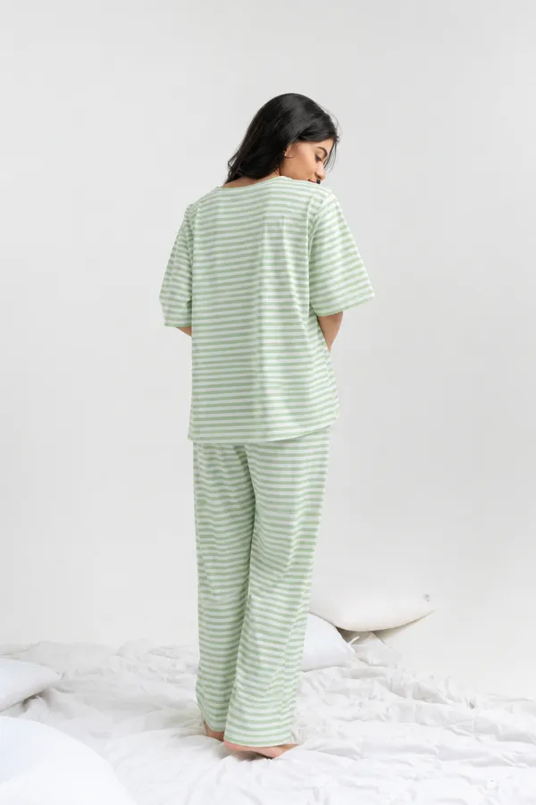 Women’s_Green_&_White_Striped_Cotton_Night_Suit_Set