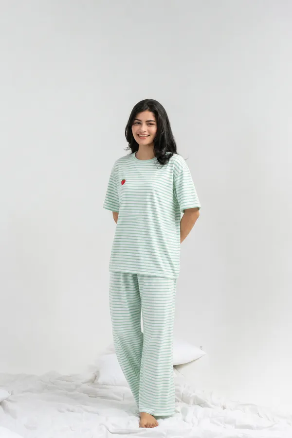 Women’s_Green_&_White_Striped_Cotton_Night_Suit_Set