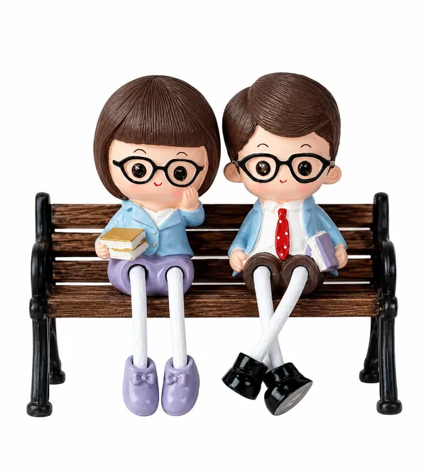 Multicolor_Polyresin_Bench_Sitting_Couple_Figurine