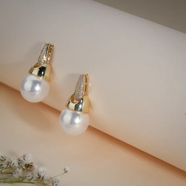 Gold_Plated_White_Pearl_Crystal_Drop_Earrings_For_Women