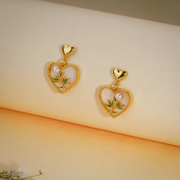 Gold_Plated_Pearl_Heart_Leaf_Stud_Earrings_For_Women