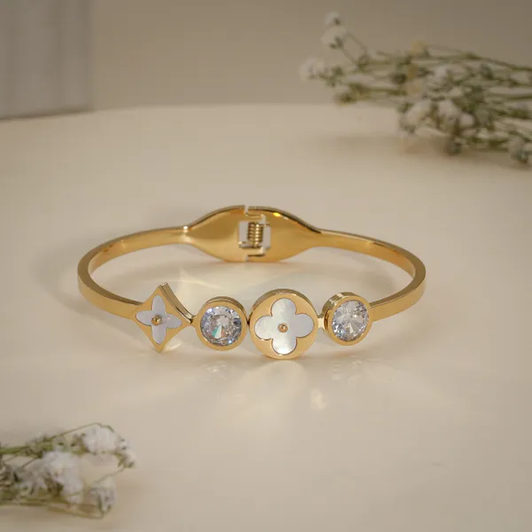 Gold_Plated_Floral_Crystal_Embellished_Bracelet_For_Women