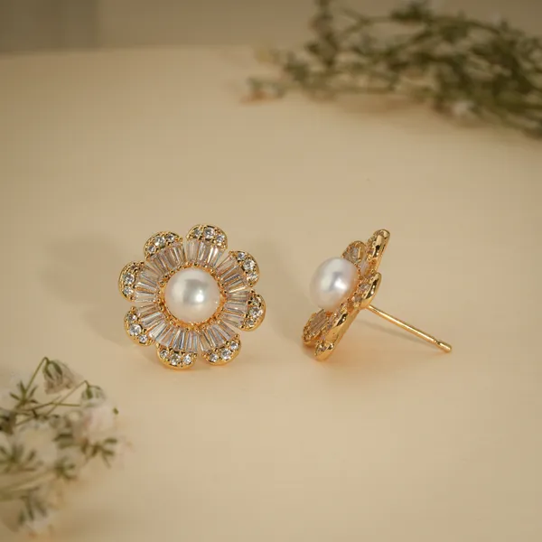 Gold_And_White_Pearl_Floral_Stud_Earrings_For_Women