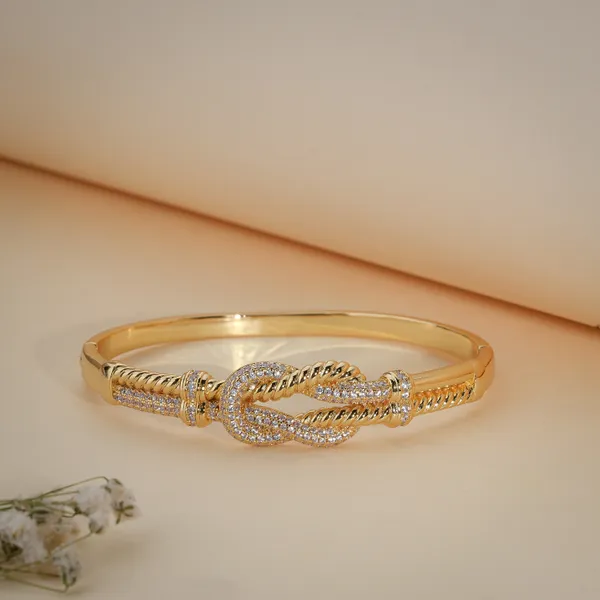 Gold_Plated_Rhinestone_Knot_Design_Bracelet_For_Women