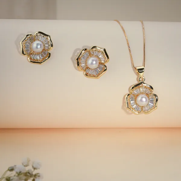 Gold_Plated_Pearl_Crystal_Floral_Pendant_Necklace_Earrings_Set_For_Women